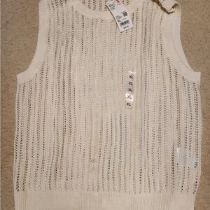 Elegant Cream Sleeveless Sweater